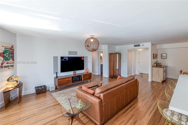 Foto del edificio - 4000 Towerside Terrace