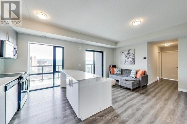 Photo du bâtiment - 15 Queen St S