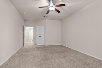 Building Photo - 5340 Pointe Spring Crossing