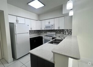 Building Photo - 2601 NW 16th St Rd