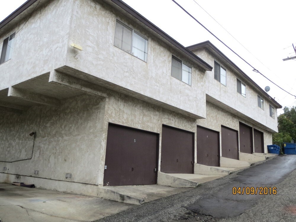 Building Photo - 2131-2135 S Gaffey St