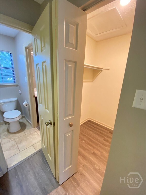 Building Photo - 163 Holland Park Cir