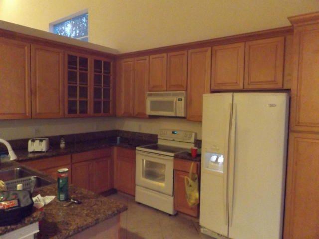 Building Photo - 5 bedroom in Fort Pierce FL 34951