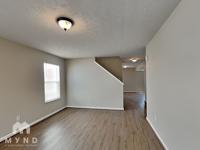 Building Photo - 3904 Liriope St