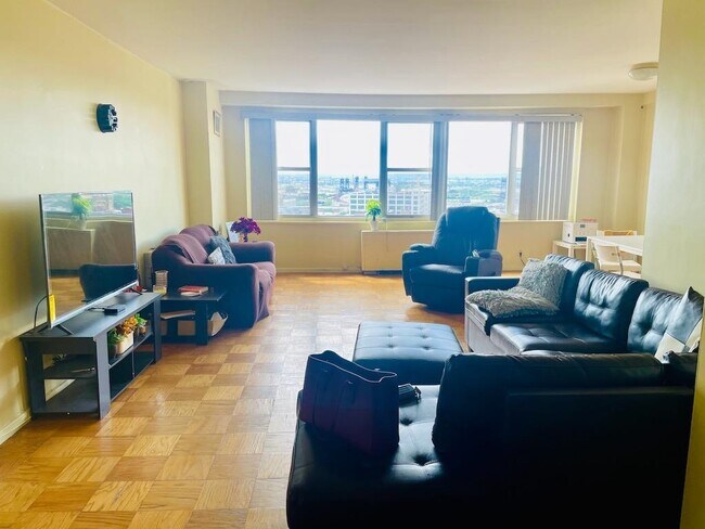 Foto del edificio - 225 St Pauls Ave