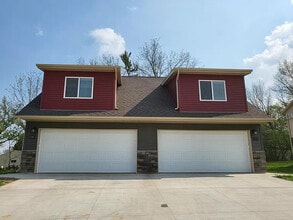 Building Photo - 1247 Salem Dr