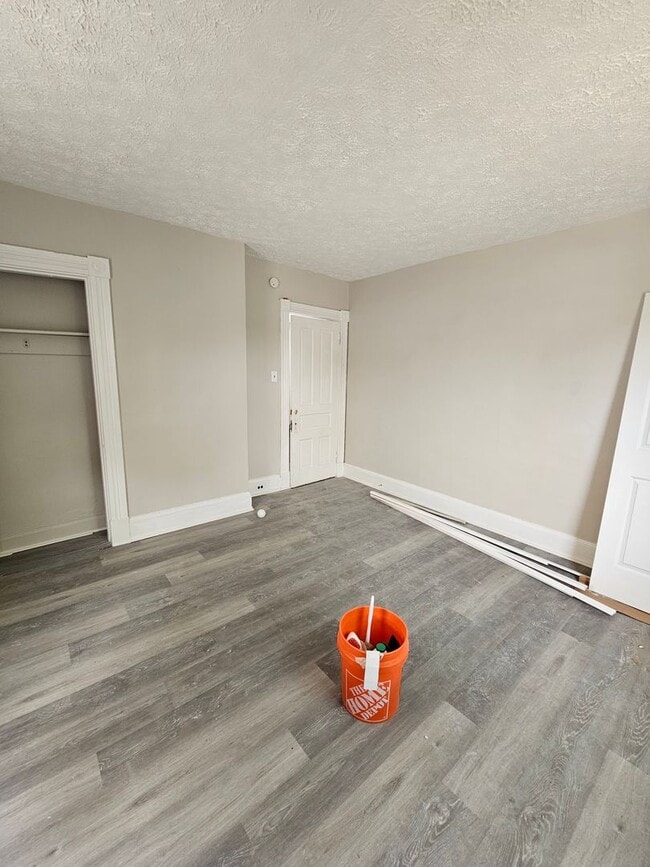 Photo - 6710 Vine St House