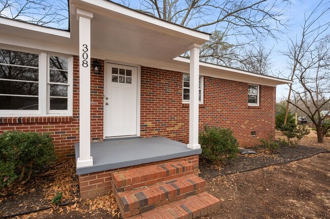 Building Photo - Beautiful 3BD Home in Clemson! Available Now