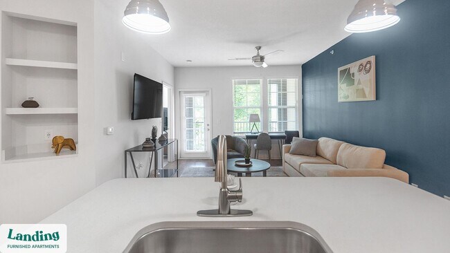 Building Photo - 599 Tapestry Lp