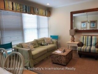 Foto del edificio - 4 br, 4.5 bath House - 14 Village Green Drive