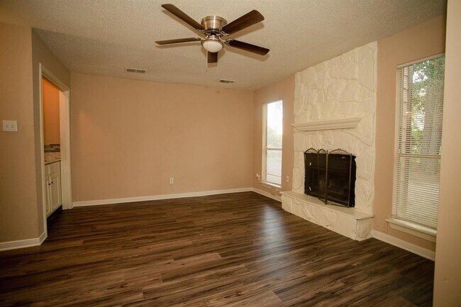 Building Photo - 5834 Twisted Pine Ct