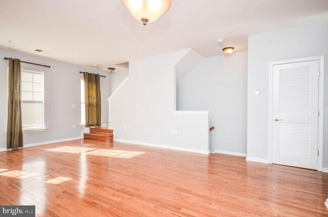 Foto del edificio - 116 Moore Dr