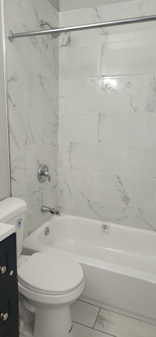 Foto del edificio - 1023 E 45th St