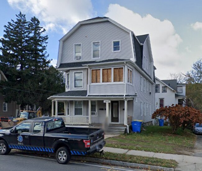 Building Photo - 1118 West Main Street
