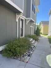 Building Photo - 6046-6048 Farmstead Ave