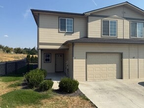 Building Photo - 217 N 76th Ave