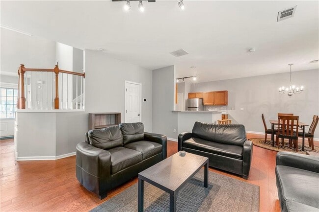 Foto del edificio - 3218 Saville St SW