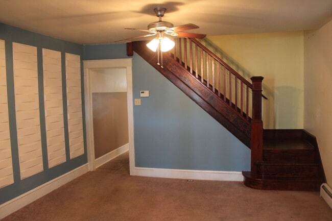 Building Photo - Semi Detached