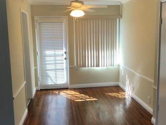 Foto del edificio - 314 N Hollywood Way