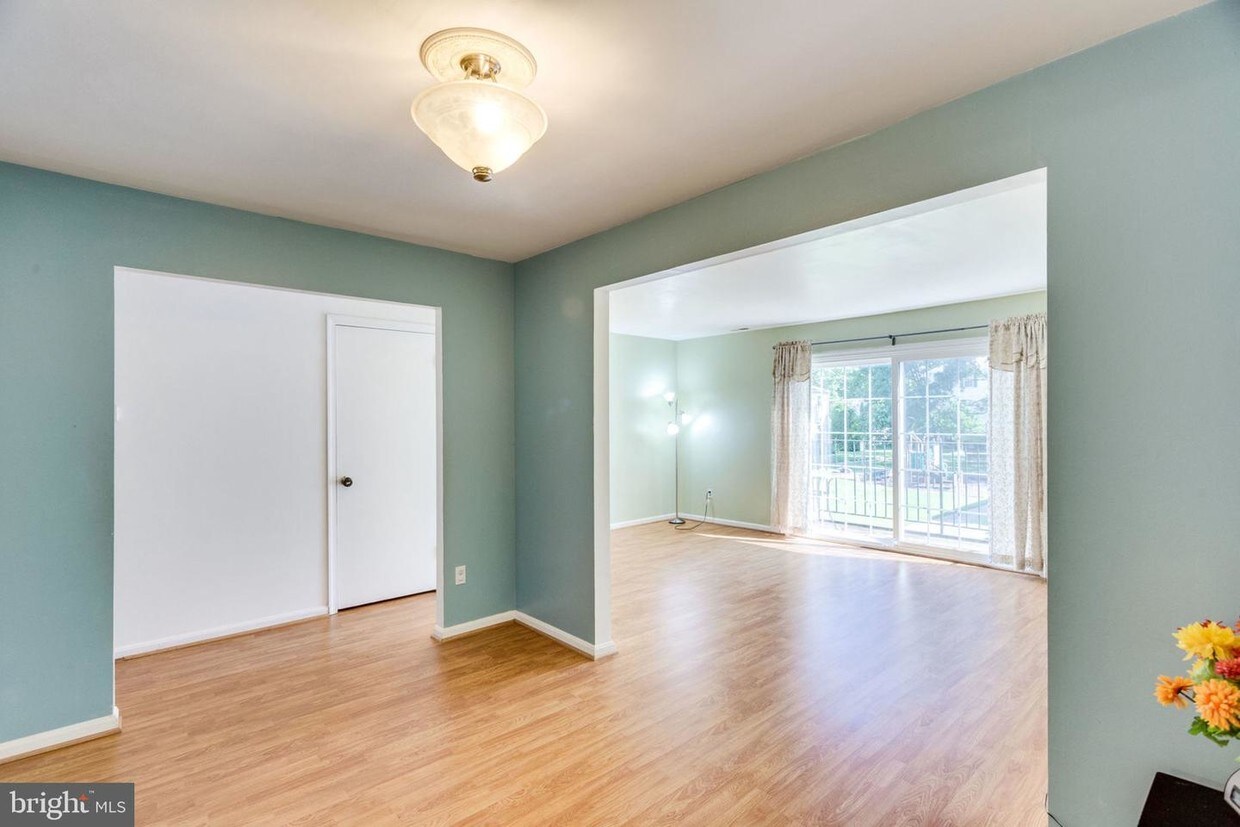 6341 Pine View Ct Unit 78C, Burke, VA 22015 Condo for Rent in Burke