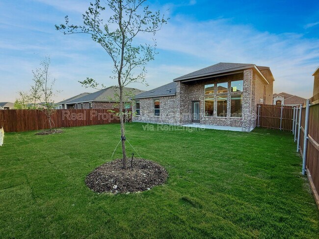 Foto del edificio - 2021 Ozark Hls Ln