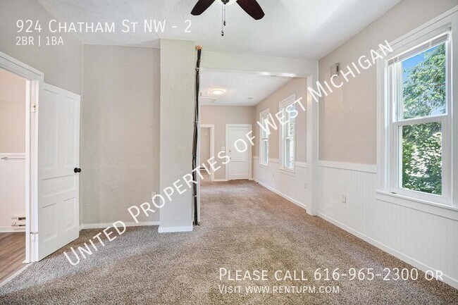 Foto del edificio - Tours Estimated to Begin 12/9 | 2 Bed 1 Ba...