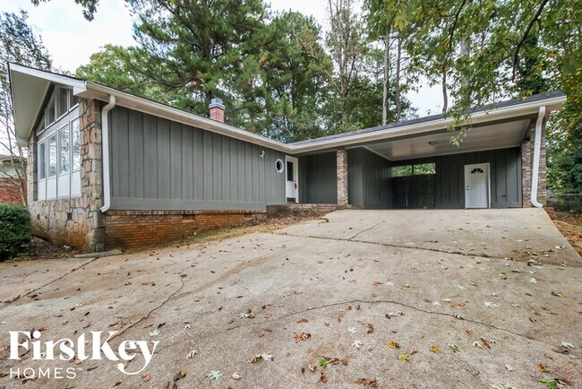 Foto del edificio - 4647 Randalwood Dr