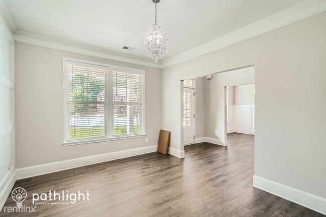 Building Photo - 5 br, 3 bath House - 2429 Austin Common Wa...