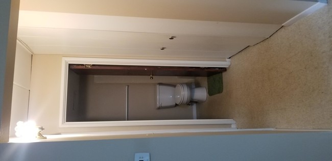 Building Photo - 1 bedroom in Akron OH 44304