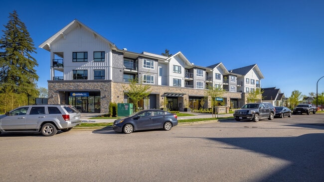 Building Photo - Crestwood