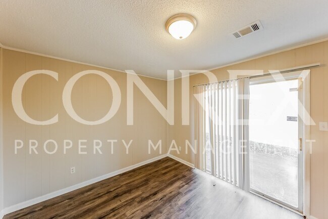 Building Photo - No Place Like Home -- One Month of Free Rent!