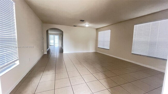 Building Photo - 9170 SW 171st Ct