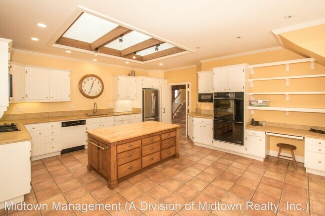 Building Photo - 4 br, 3 bath House - 27271 Ursula Ln.