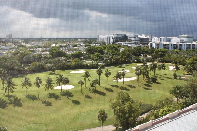 Building Photo - 20335 W Country Club Dr
