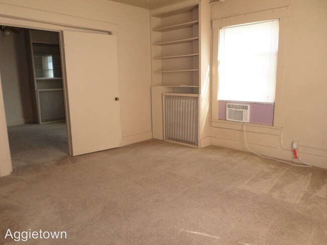 Building Photo - 1130 Vattier Street