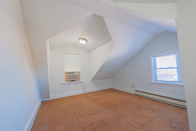 Foto del edificio - 89 Condor St