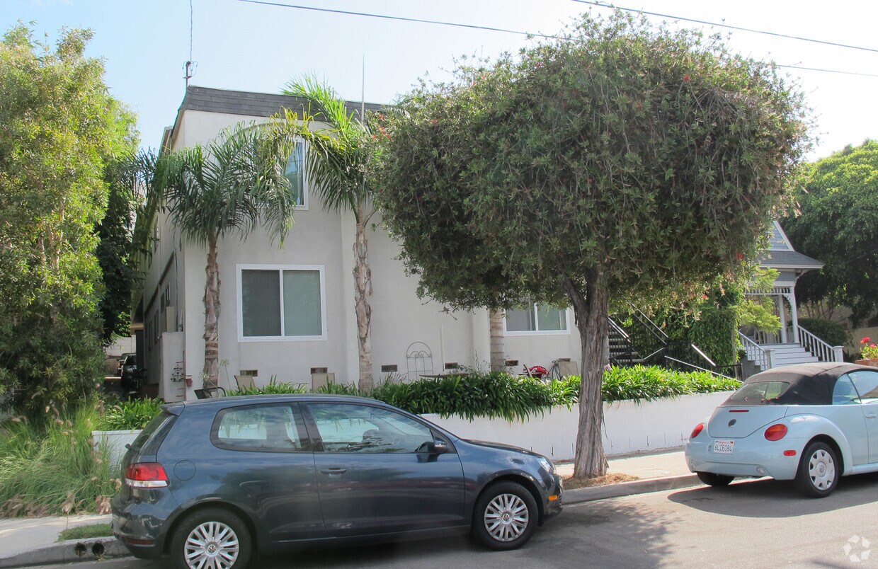 Building Photo - 2931 2nd St