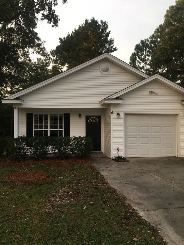 Primary Photo - 259 Millcrest Dr