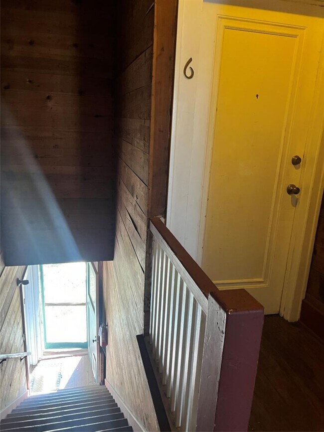 Foto del edificio - 703 W 11th St