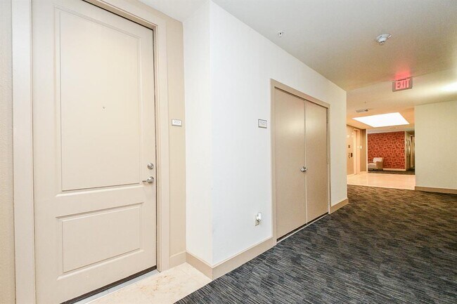 Foto del edificio - 3505 Sage Rd