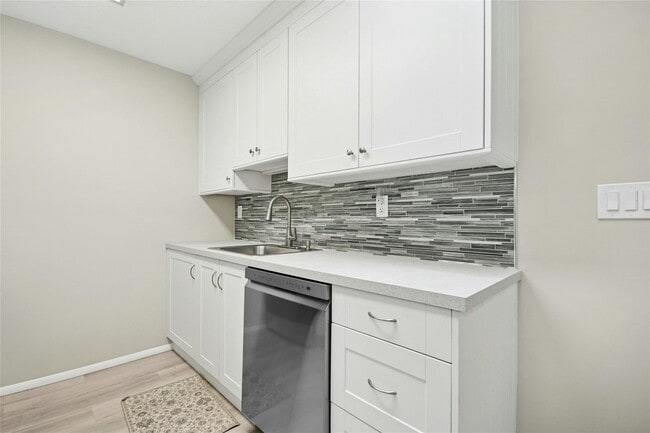 Building Photo - 266 Berwick Ct