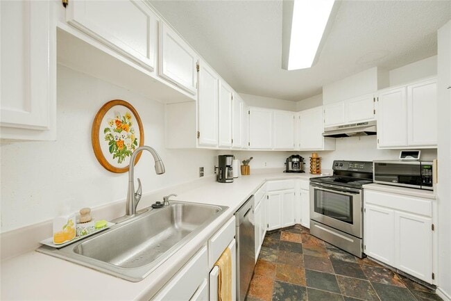 Foto del edificio - 1211 Gingerlily Cove