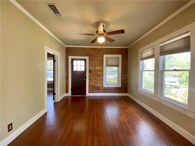 Building Photo - 4707 Avenue H