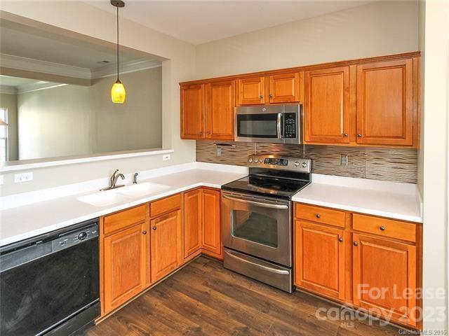 Building Photo - 1705 Kashmir White Ln
