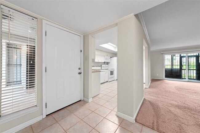 Building Photo - 5005 Georgi Ln
