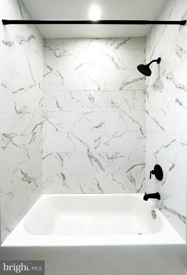 Foto del edificio - 2207 S Bonsall St