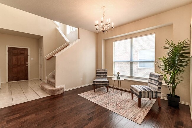 Foto del edificio - 2856 Spotted Owl Dr