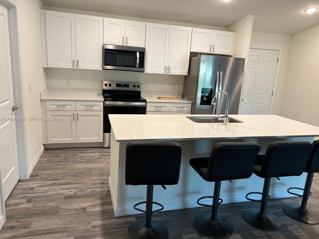 Foto del edificio - 3223 NE 14th Ave