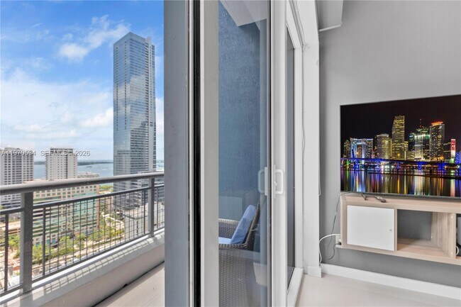 Foto del edificio - 60 SW 13th St