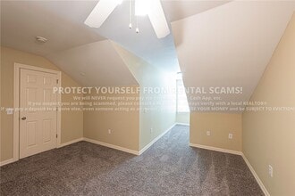 Building Photo - 519 S Pierremont Dr